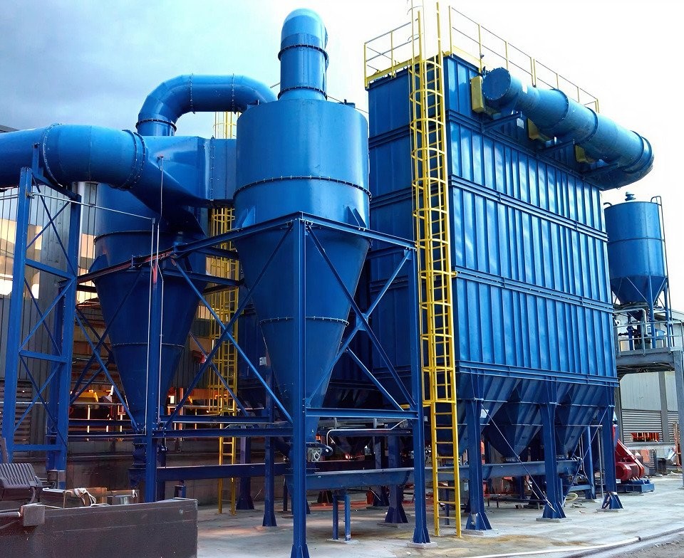 filtri-a-maniche-per-labbattimento-delle-polveri-industriali-1